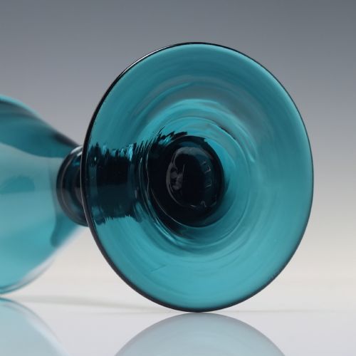 ANTIQUE 19TH CENTURY PEACOCK BLUE WINE GLASS C1820 - ADDITIONAL PHOTO 5