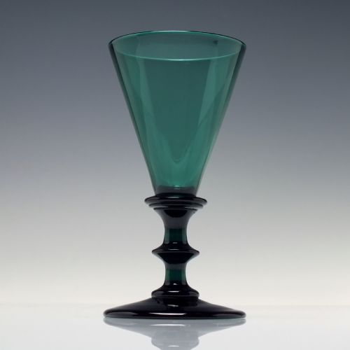GEORGIAN BRISTOL GREEN WINE GLASS C1820 - ADDITIONAL PHOTO 2