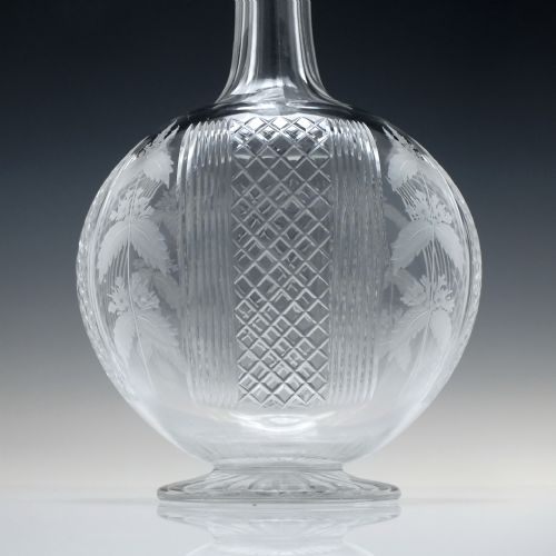 PAIR OF CUT AND ENGRAVED VICTORIAN WINE DECANTERS C1880 - ADDITIONAL PHOTO 4