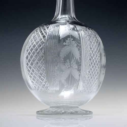PAIR OF CUT AND ENGRAVED VICTORIAN WINE DECANTERS C1880 - ADDITIONAL PHOTO 5