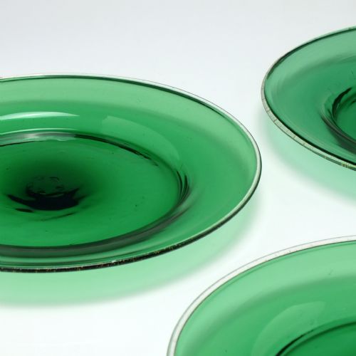 SIX ANTIQUE ITALIAN SALVIATI GREEN GLASS PLATES C1900 - ADDITIONAL PHOTO 1