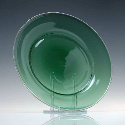 SIX ANTIQUE ITALIAN SALVIATI GREEN GLASS PLATES C1900 - ADDITIONAL PHOTO 3