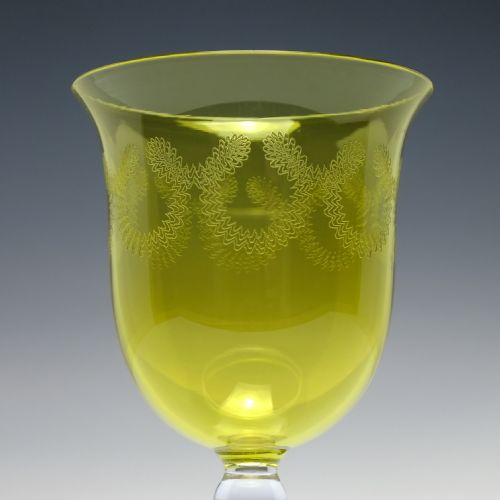 RARE SET OF SIX EDWARDIAN ENGRAVED YELLOW WINE GLASSES C1910 - ADDITIONAL PHOTO 4
