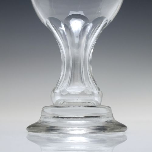 18TH CENTURY WINE GLASS WITH HELMET FOOT C1780 - ADDITIONAL PHOTO 3