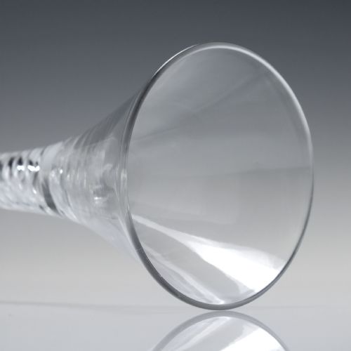 18TH CENTURY MULTI SPIRAL AIR TWIST WINE GLASS WITH CENTRAL AIR COLUMN C1750 - ADDITIONAL PHOTO 5