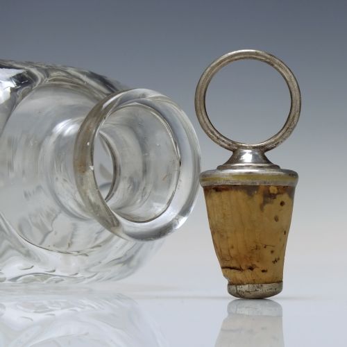 LARGE 18TH CENTURY FACON DE BOHEME RECTANGULAR SPIRIT DECANTER C1760 - ADDITIONAL PHOTO 5