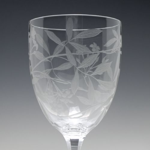 VICTORIAN FLOWER ENGRAVED GLASS WINE GOBLET C1880 - ADDITIONAL PHOTO 1