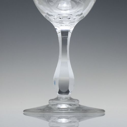 VICTORIAN FLOWER ENGRAVED GLASS WINE GOBLET C1880 - ADDITIONAL PHOTO 3
