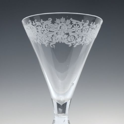 ENGRAVED NEO CLASSICAL LIGHT BALUSTER WINE GLASS WITH DROP KNOP C1750 - ADDITIONAL PHOTO 2