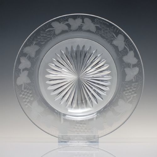 19TH CENTURY RICHARDSON ENGRAVED GLASS FINGER BOWL AND PLATE STAND C1880 - ADDITIONAL PHOTO 1