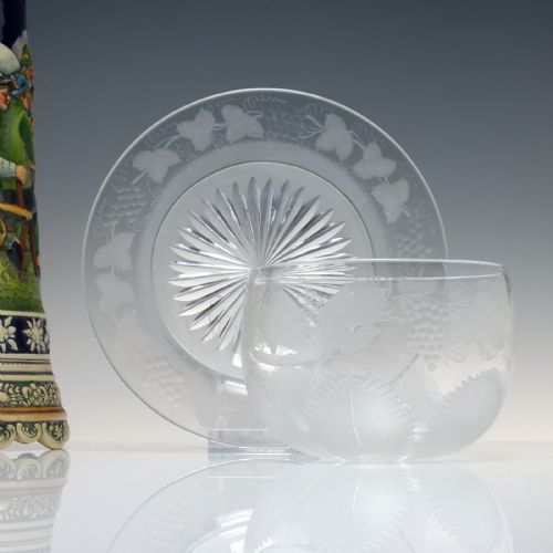 19TH CENTURY RICHARDSON ENGRAVED GLASS FINGER BOWL AND PLATE STAND C1880 - ADDITIONAL PHOTO 7
