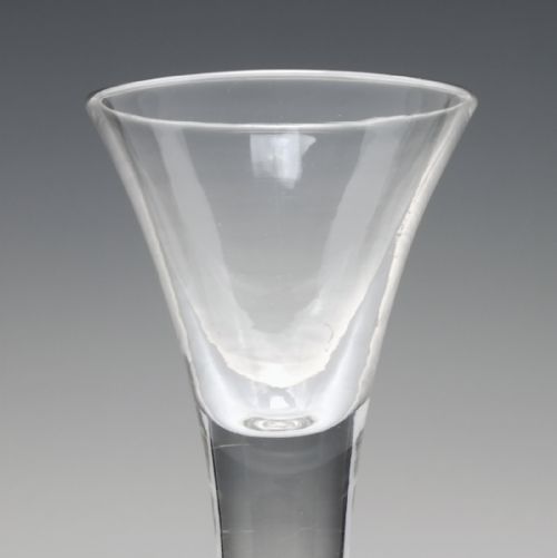 18TH CENTURY GEORGIAN PLAIN STEM DRAM GLASS C1750 - ADDITIONAL PHOTO 3