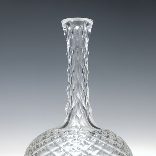 PAIR VICTORIAN FACET CUT AND DIAMOND MOULDED GLASS WINE CARAFES C1870 - ADDITIONAL PHOTO 3