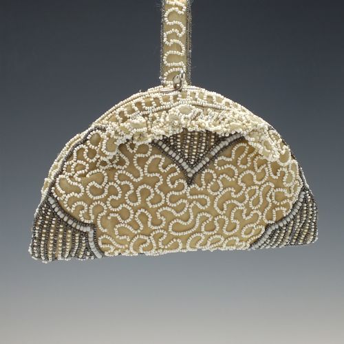 ART NOUVEAU BEADED CLUTCH PURSE C1920 - ADDITIONAL PHOTO 1