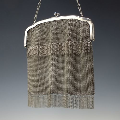 GERMAN SILVER PLATED ART NOUVEAU MESH CHAIN CLUTCH PURSE C1920 - ADDITIONAL PHOTO 3