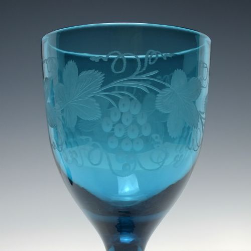 PAIR ENGRAVED GEORGIAN PEACOCK BLUE WINE GLASSES C1820 - ADDITIONAL PHOTO 2