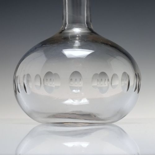 VICTORIAN SHAFT AND GLOBE GLASS DECANTER C1880 - ADDITIONAL PHOTO 2