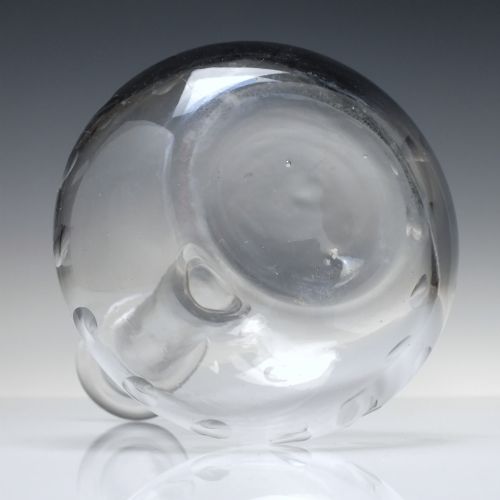VICTORIAN SHAFT AND GLOBE GLASS DECANTER C1880 - ADDITIONAL PHOTO 5