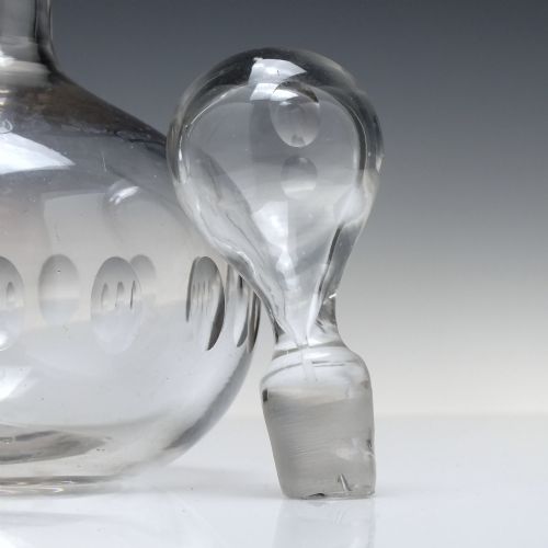VICTORIAN SHAFT AND GLOBE GLASS DECANTER C1880 - ADDITIONAL PHOTO 6