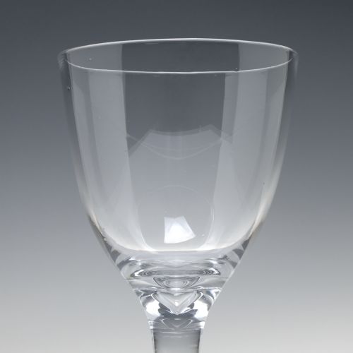 LARGE ANTIQUE 18TH CENTURY PLAIN STEM WINE GOBLET C1750 - ADDITIONAL PHOTO 4
