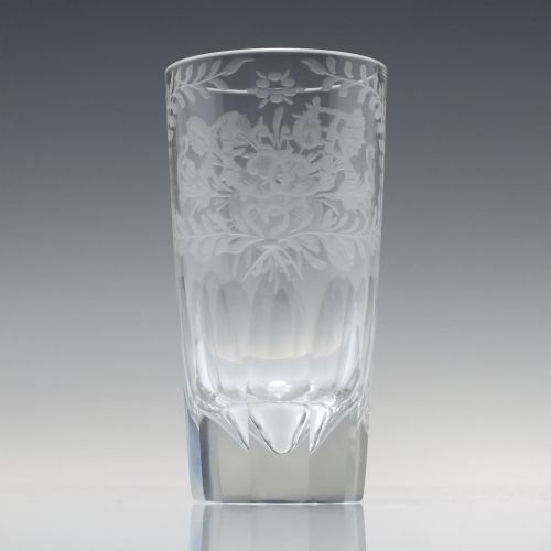 ANTIQUE ENGRAVED 19TH CENTURY GLASS TUMBLER C1890 - ADDITIONAL PHOTO 4
