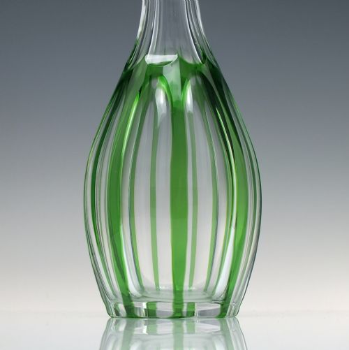ANTIQUE 19TH CENTURY GREEN SLICE CUT GLASS DECANTER C1850 - ADDITIONAL PHOTO 2