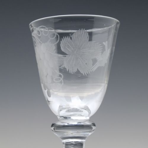 RARE ANTIQUE GEORGIAN ENGRAVED BALUSTROID WINE GLASS C1740 - ADDITIONAL PHOTO 4