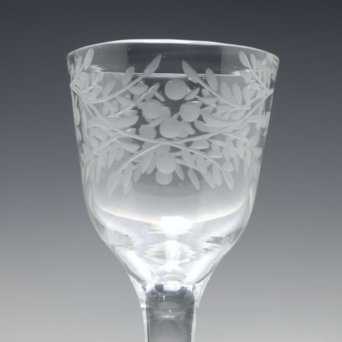18TH CENTURY GEORGIAN ENGRAVED BALUSTROID WINE GLASS C1740 - ADDITIONAL PHOTO 3