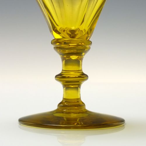 PAIR ANTIQUE VICTORIAN ENGRAVED AMBER WINE GLASSES C1860 - ADDITIONAL PHOTO 3