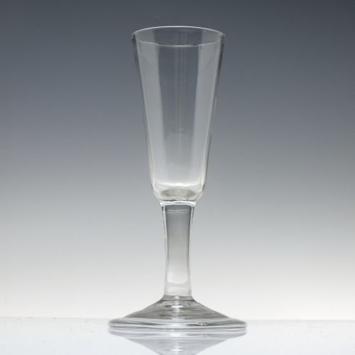 ANTIQUE 18TH CENTURY GEORGIAN PLAIN STEM ALE GLASS C1740 - ADDITIONAL PHOTO 1