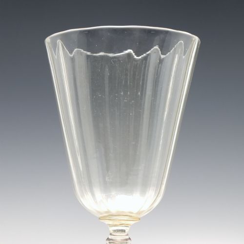 PAIR OF RIB MOULDED SALVIATI WINE GLASSES WITH AMETHYST STEMS C1920 - ADDITIONAL PHOTO 3