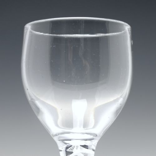 ANTIQUE 18TH CENTURY OPAQUE TWIST WINE GLASS C1760 - ADDITIONAL PHOTO 3