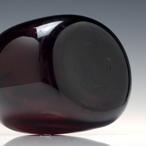 VICTORIAN AMETHYST GLASS FLAGON DECANTER 1860 - ADDITIONAL PHOTO 4