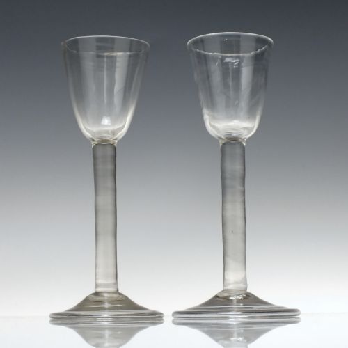 PAIR ANTIQUE GEORGIAN PLAIN STEM WINE GLASSES C1740 - ADDITIONAL PHOTO 1