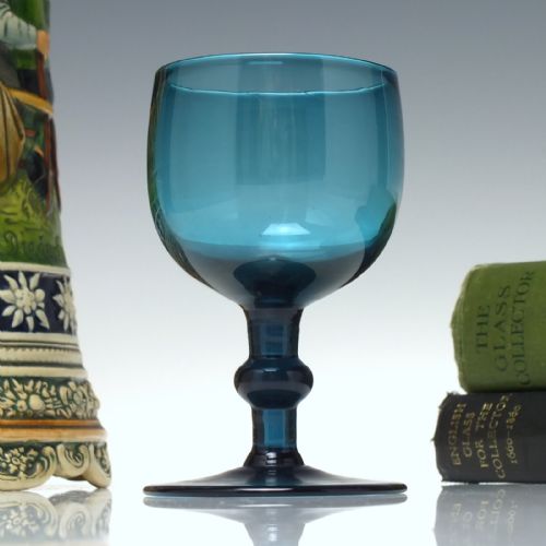 SET OF FOUR GEORGIAN PEACOCK BLUE WINE GLASSES C1820 - ADDITIONAL PHOTO 1