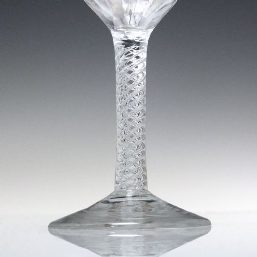ANTIQUE 18TH CENTURY AIR TWIST WINE GLASS WITH RIB MOULDING C1750 - ADDITIONAL PHOTO 2