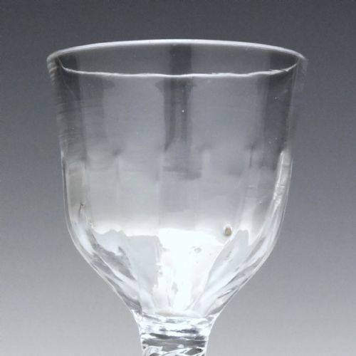 ANTIQUE 18TH CENTURY AIR TWIST WINE GLASS WITH RIB MOULDING C1750 - ADDITIONAL PHOTO 4