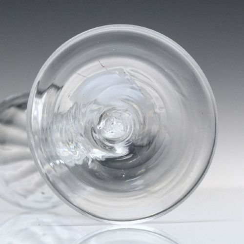 ANTIQUE 18TH CENTURY AIR TWIST WINE GLASS WITH RIB MOULDING C1750 - ADDITIONAL PHOTO 6