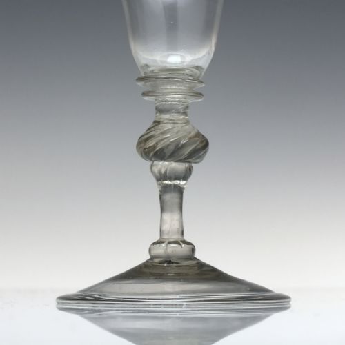 17TH CENTURY FACON DE VENISE WINE GLASS C1670 - ADDITIONAL PHOTO 2