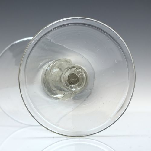 17TH CENTURY FACON DE VENISE WINE GLASS C1670 - ADDITIONAL PHOTO 5