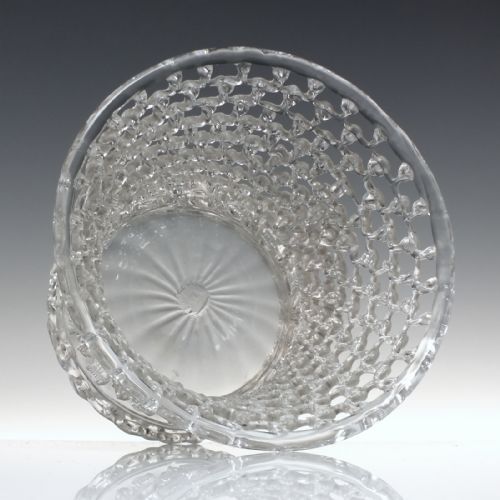 LARGE ANTIQUE 18TH CENTURY TRAFORATO GLASS BASKET C1780 - ADDITIONAL PHOTO 1
