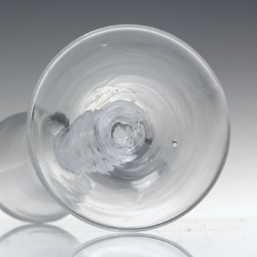 ANTIQUE GEORGIAN OPAQUE TWIST ALE GLASS C1760 - ADDITIONAL PHOTO 6