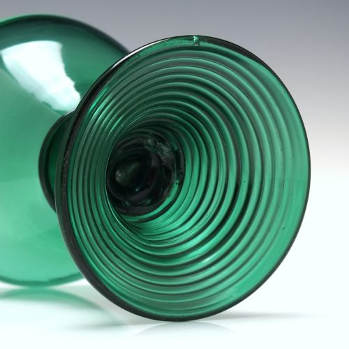 RARE GEORGIAN REGENCY BRISTOL GREEN CHAMPAGNE GLASS C1820 - ADDITIONAL PHOTO 4