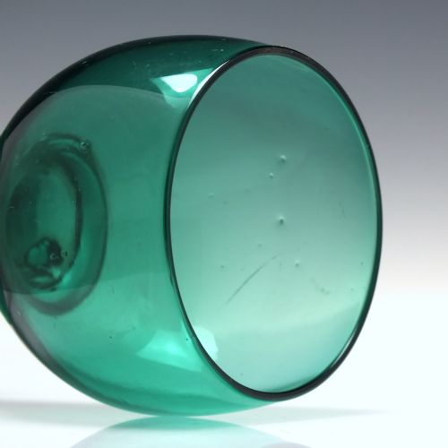 ANTIQUE BRISTOL GREEN WINE ROEMER GLASS WITH HOLLOW STEM C1780 - ADDITIONAL PHOTO 3