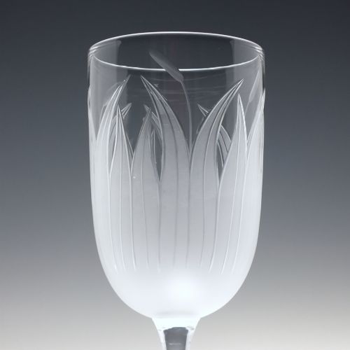 VICTORIAN RICHARDSON ENGRAVED WINE OR WATER GLASS C1880 - ADDITIONAL PHOTO 2