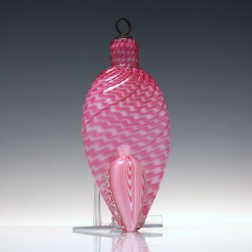 RARE MINIATURE 19TH CENTURY PINK NAILSEA GLASS FLASK C1830 - ADDITIONAL PHOTO 1