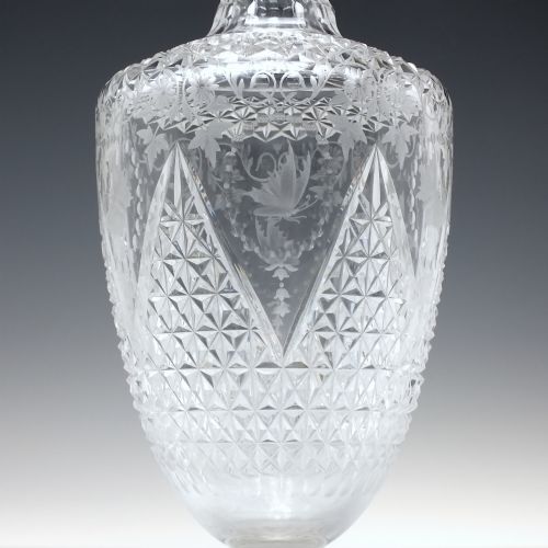 VICTORIAN STEVENS AND WILLIAMS BUTTERFLY ENGRAVED GLASS DECANTER C1890 - ADDITIONAL PHOTO 4