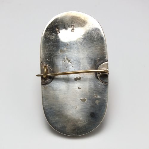 LARGE VICTORIAN SCOTTISH CELTIC SHIELD SILVER BROOCH WITH FLEURDELIS C1900 - ADDITIONAL PHOTO 1