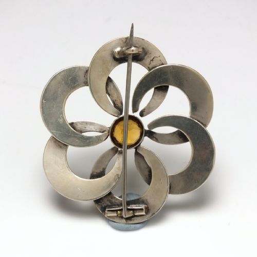 LARGE ANTIQUE SCOTTISH CELTIC SILVER SHIELD KNOT GEMSTONE BROOCH C1880 - ADDITIONAL PHOTO 1