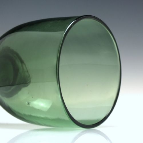 ANTIQUE OLIVE GREEN WINE ROEMER GLASS WITH HOLLOW STEM C1780 - ADDITIONAL PHOTO 3